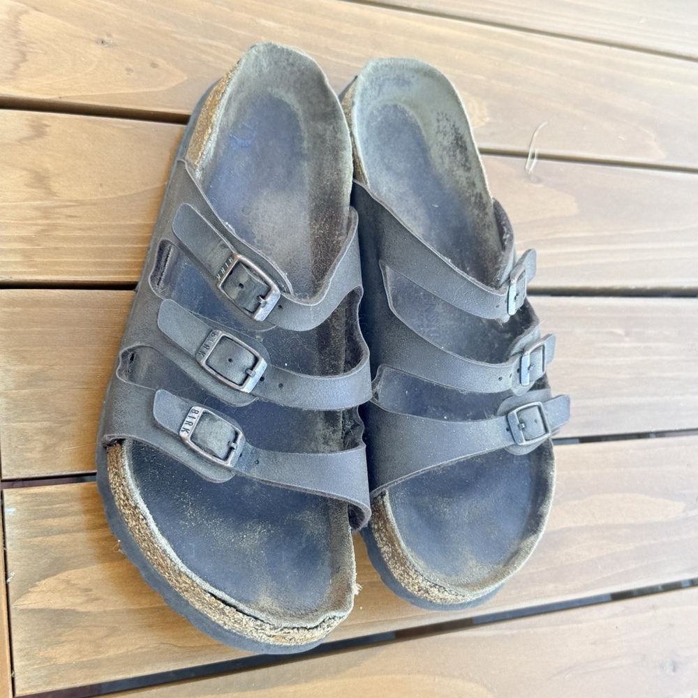 Birkenstock Triple Strap Sandals Sz 40/9  Good